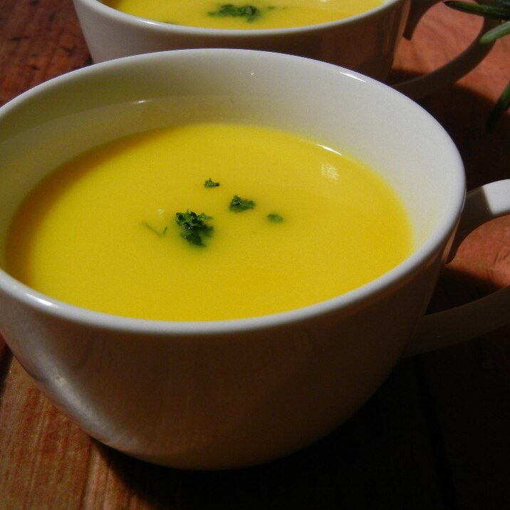 南瓜と豆乳のヘルシースープ